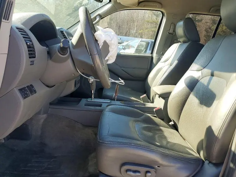 2012 NISSAN FRONTIER S  