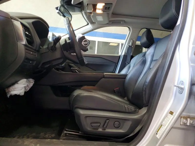 2021 NISSAN ROGUE SL  