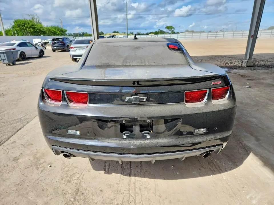 2011 CHEVROLET CAMARO LT  