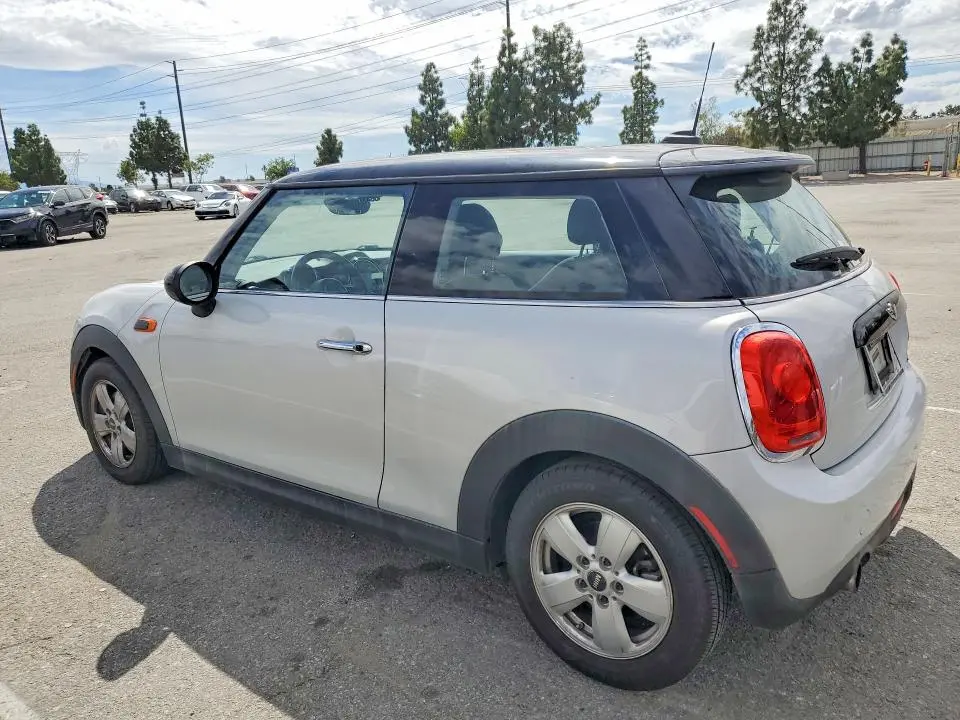 2016 MINI COOPER   