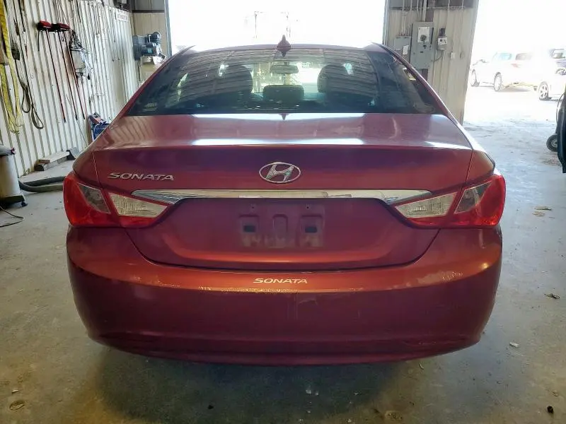 2012 HYUNDAI SONATA GLS  