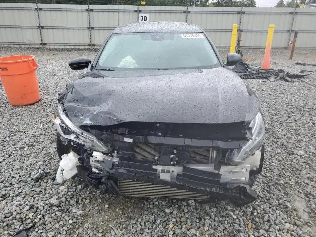 2021 NISSAN ALTIMA SR  
