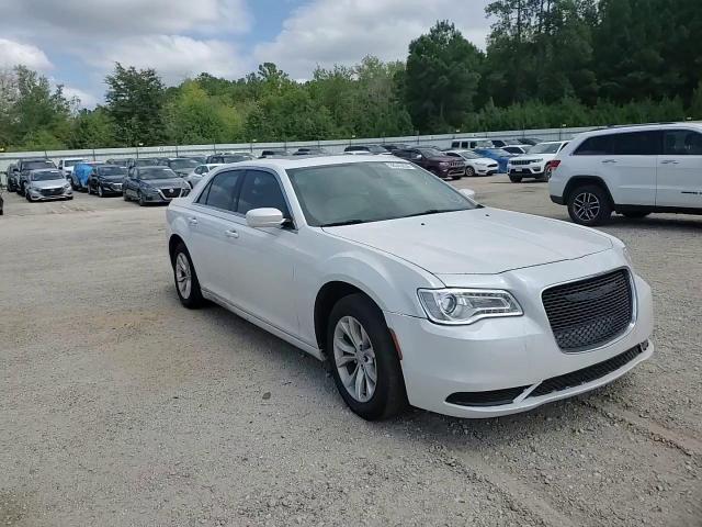 2016 CHRYSLER 300 LIMITED