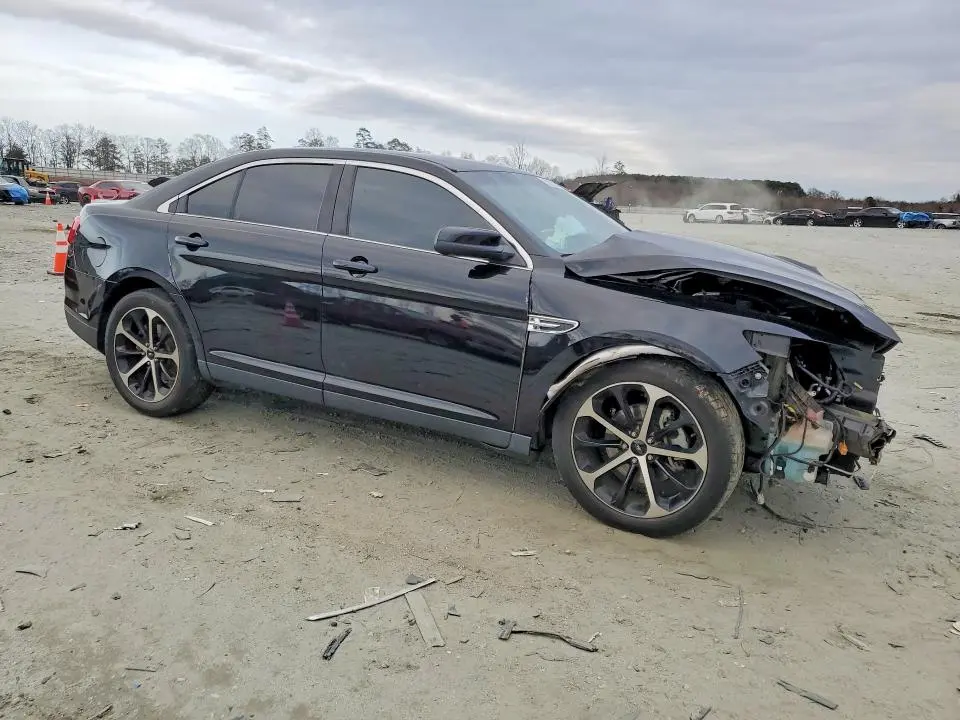 2016 FORD TAURUS SEL  