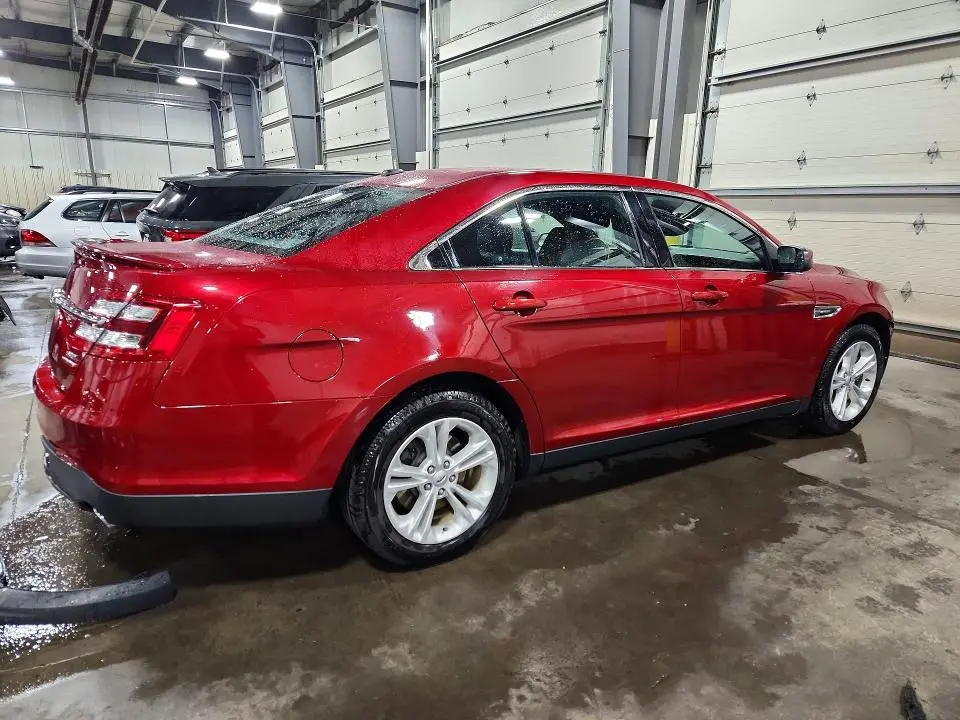 2015 FORD TAURUS SEL  