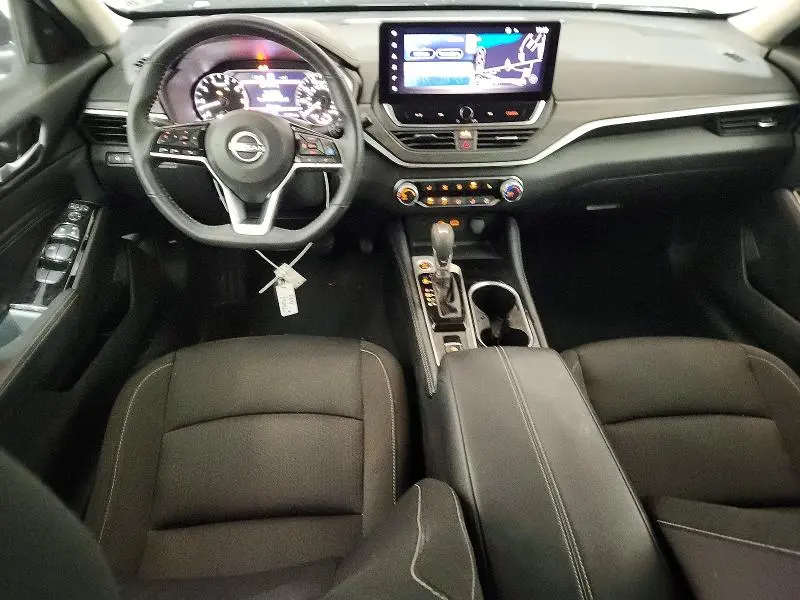 2023 NISSAN ALTIMA SV  