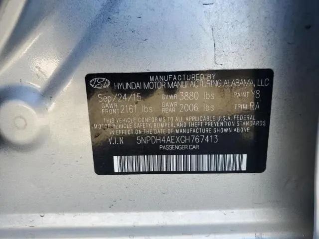 2016 HYUNDAI ELANTRA SE  