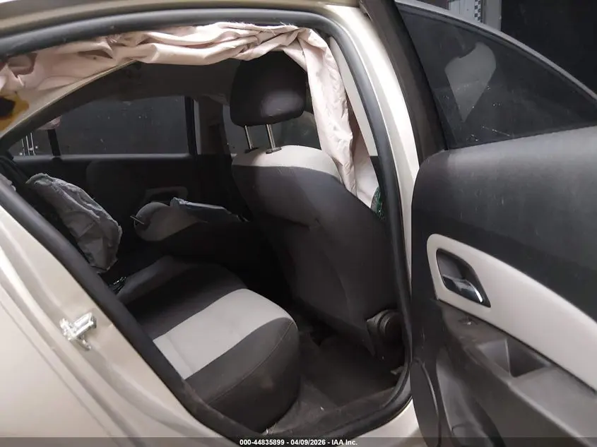 2014 CHEVROLET CRUZE LS AUTO