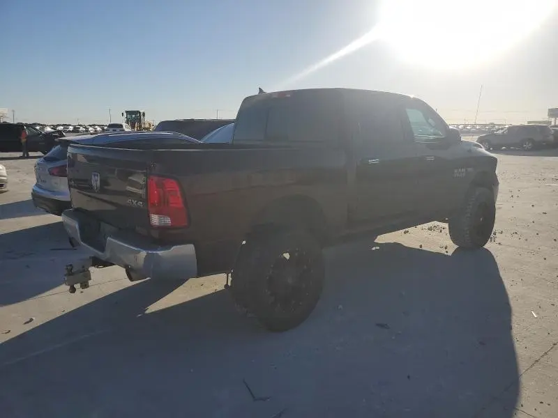 2015 RAM 1500 SLT