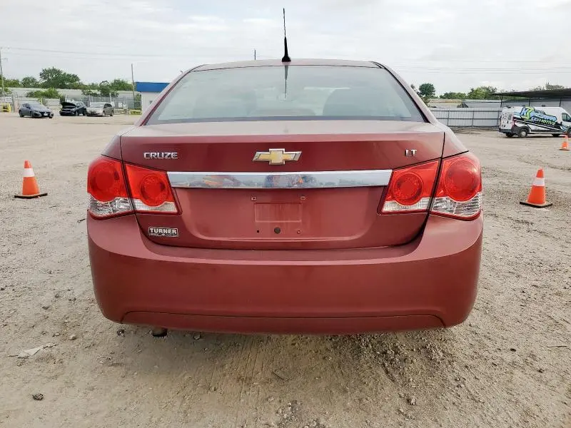2013 CHEVROLET CRUZE LT  