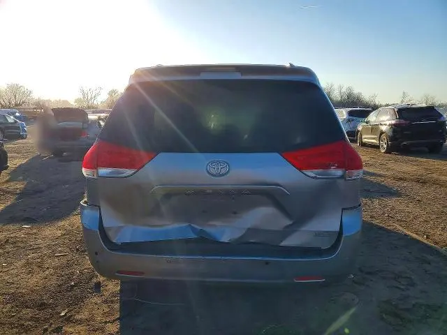 2011 TOYOTA SIENNA XLE 8-PASSENGER  