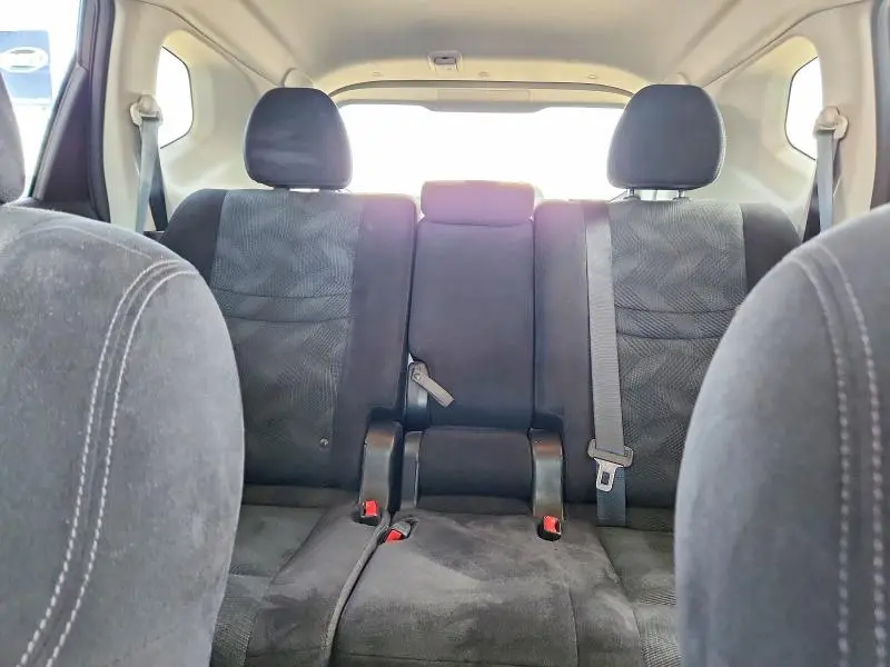 2014 NISSAN ROGUE SV  