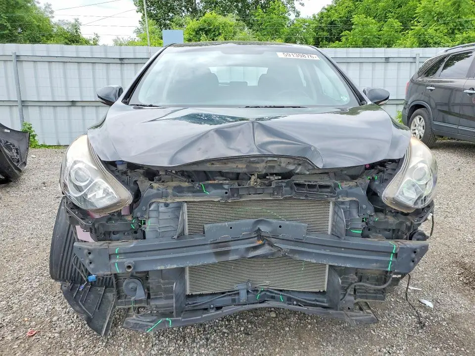 2016 HYUNDAI ELANTRA GT BASE  