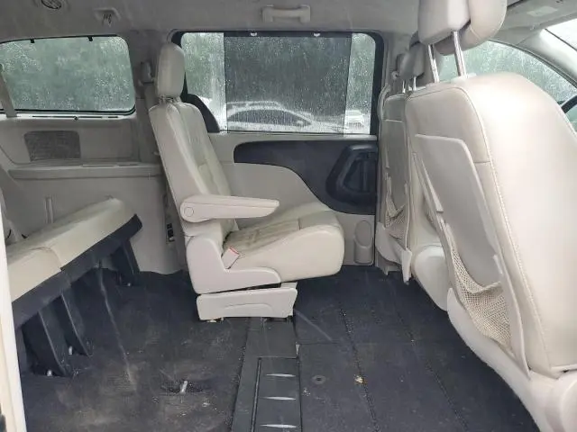 2013 CHRYSLER TOWN & COUNTRY TOURING L  