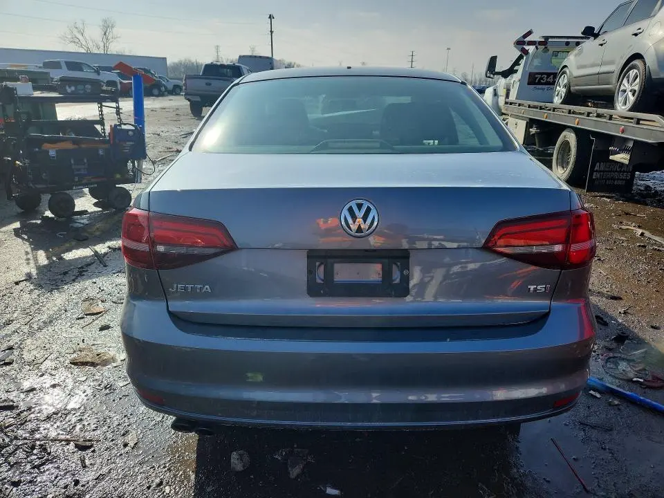 2017 VOLKSWAGEN JETTA   