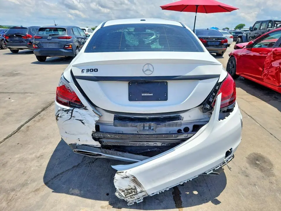 2021 MERCEDES-BENZ C 300  