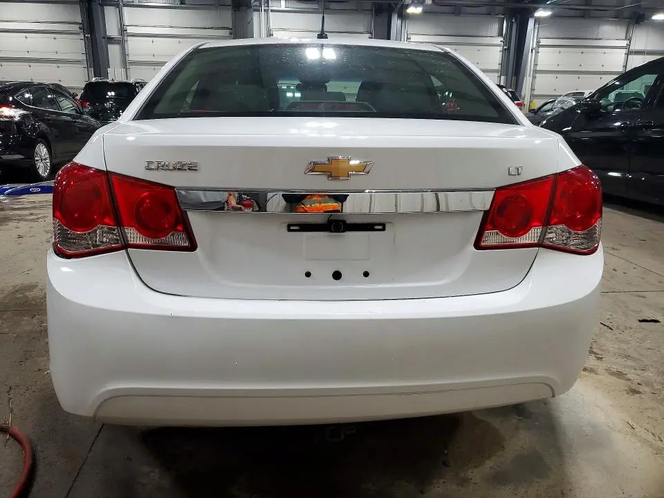 2011 CHEVROLET CRUZE LT  