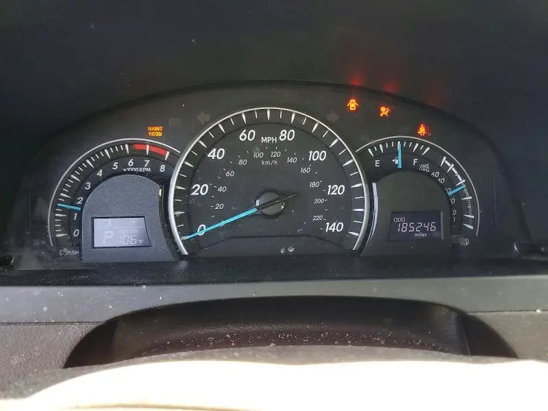 2015 TOYOTA CAMRY LE  
