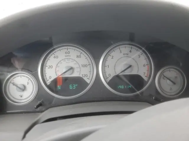 2010 CHRYSLER TOWN & COUNTRY TOURING  