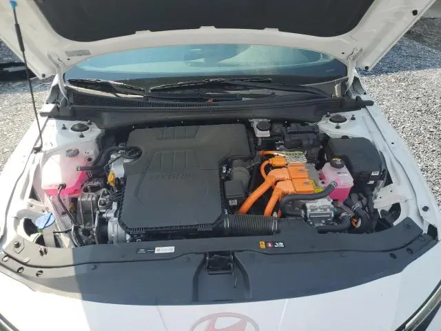 2024 HYUNDAI ELANTRA LIMITED  