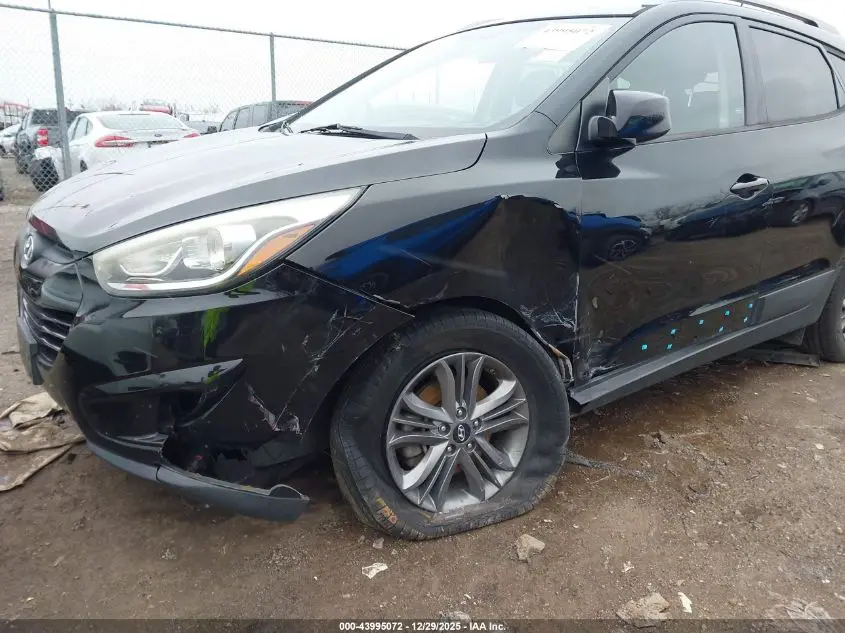 2015 HYUNDAI TUCSON SE