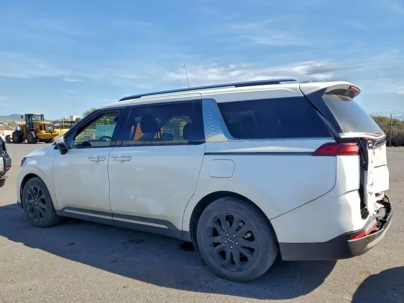 2024 KIA CARNIVAL SX  