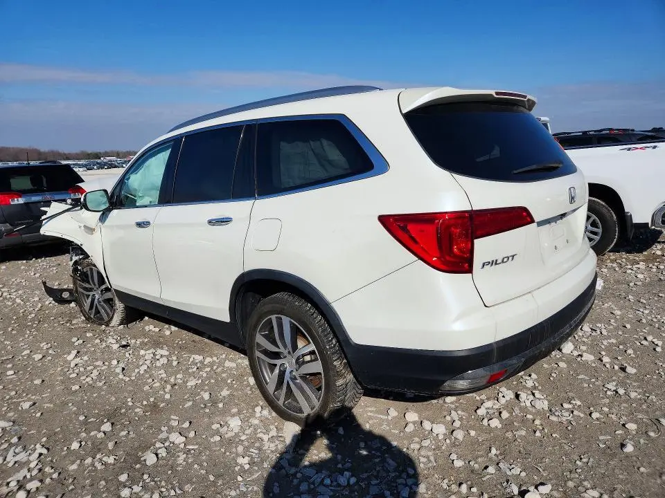 2018 HONDA PILOT TOURING  