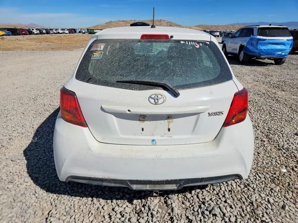 2015 TOYOTA YARIS 5-DOOR L  