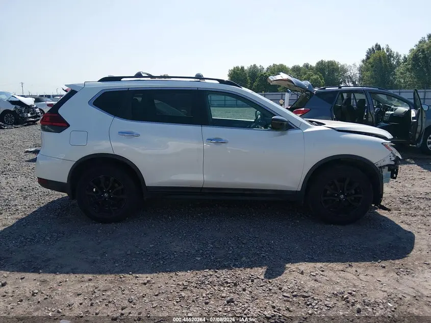 2017 NISSAN ROGUE SV