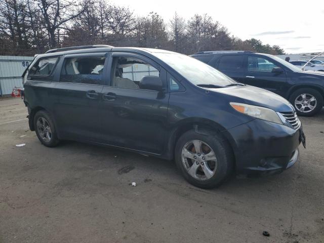 2013 TOYOTA SIENNA LE