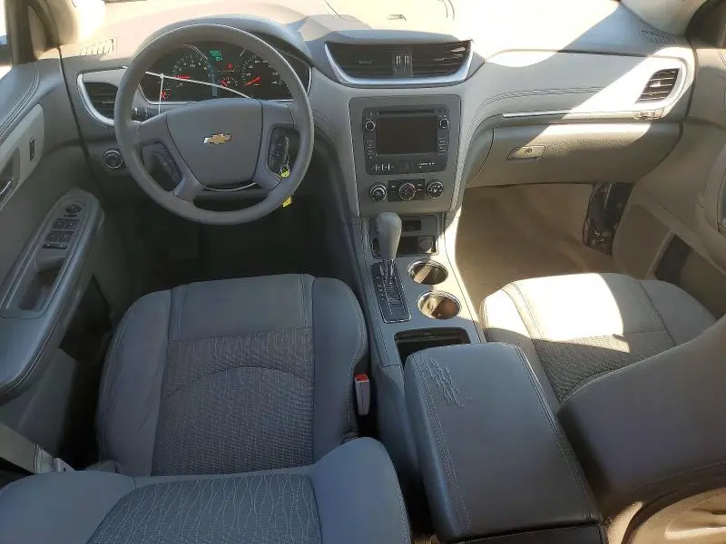 2014 CHEVROLET TRAVERSE LS  