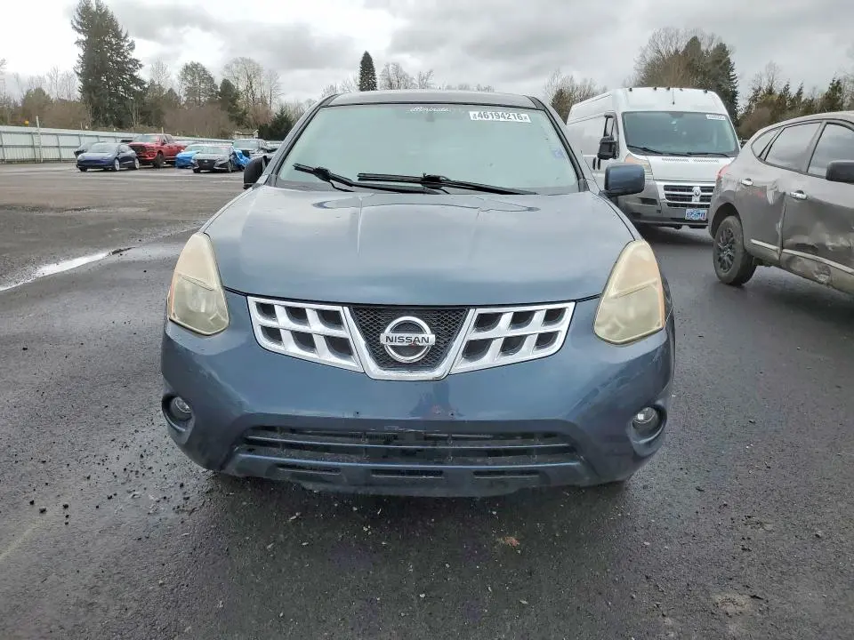 2013 NISSAN ROGUE S  