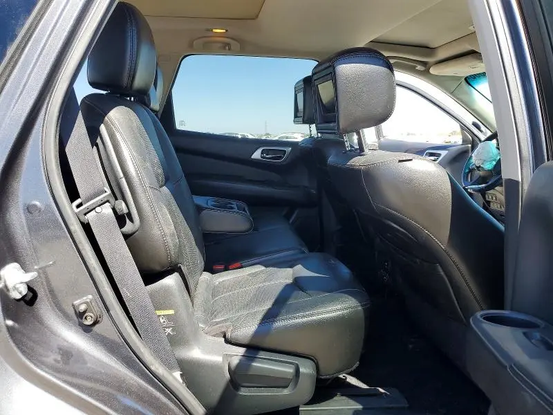 2014 NISSAN PATHFINDER S  