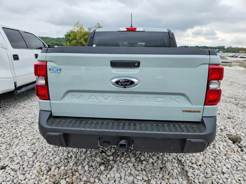 2024 FORD MAVERICK XLT TREMOR  