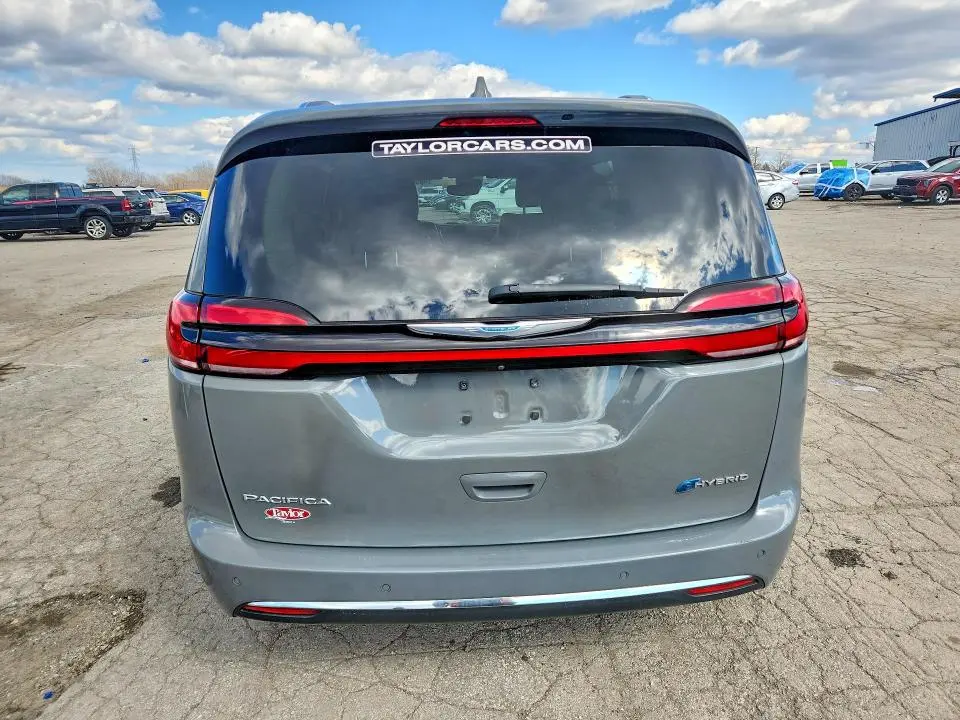2021 CHRYSLER PACIFICA HYBRID TOURING L  
