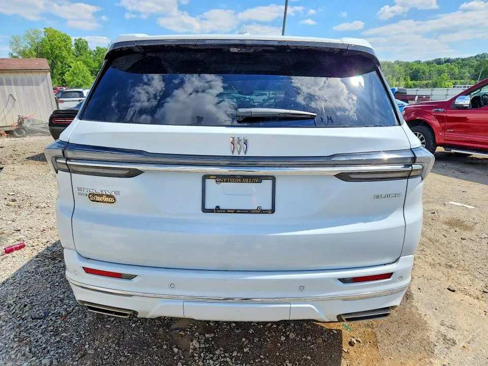 2026 BUICK ENCLAVE AVENIR  