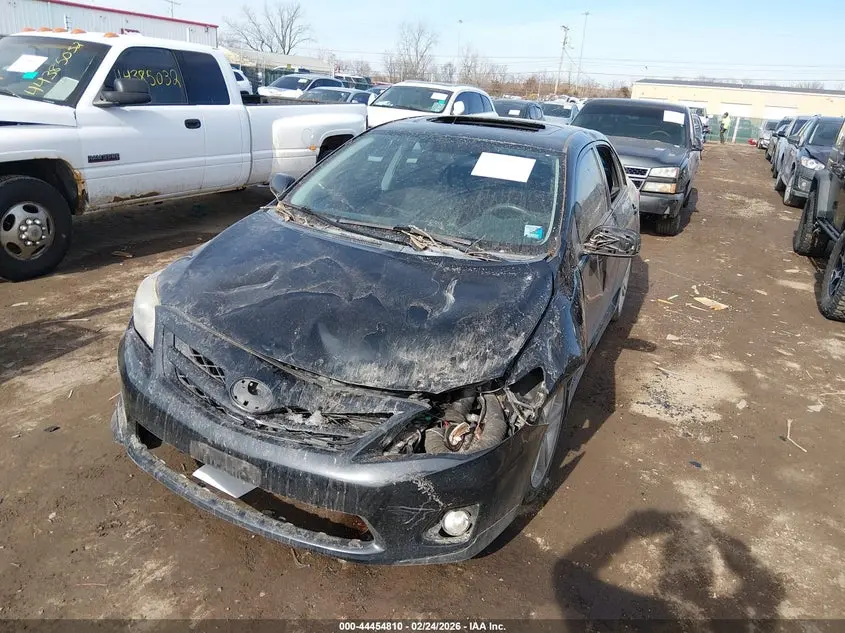 2013 TOYOTA COROLLA S