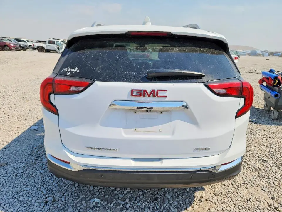 2019 GMC TERRAIN SLT  