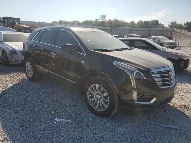 2017 CADILLAC XT5