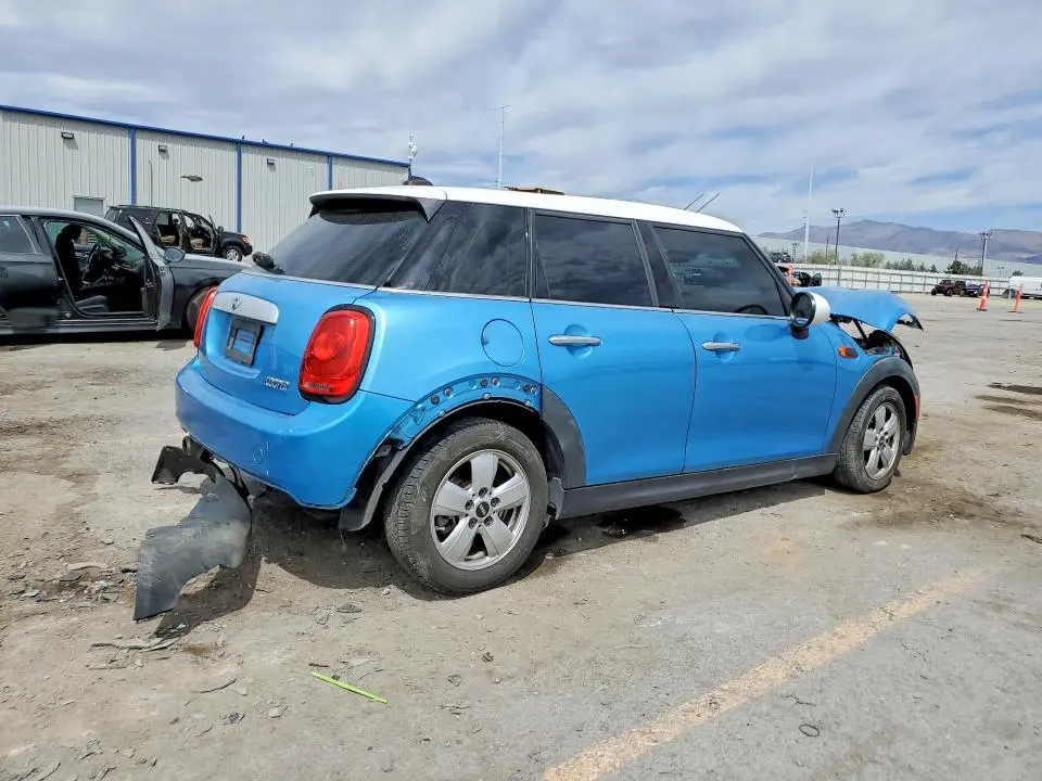 2015 MINI COOPER   