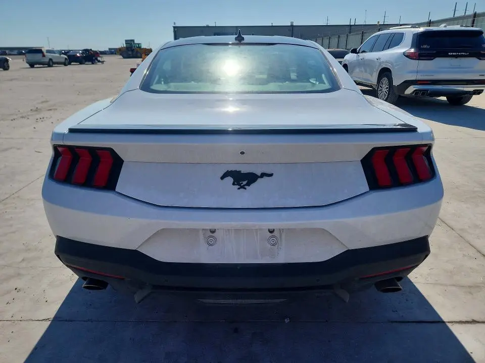 2025 FORD MUSTANG   