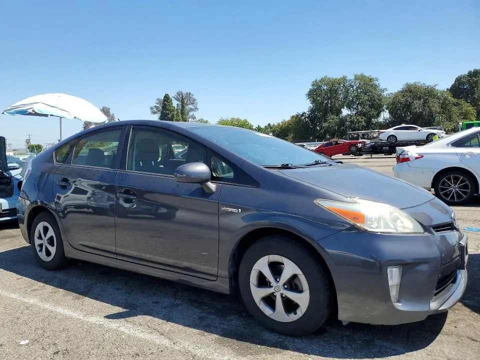 2012 TOYOTA PRIUS TWO  