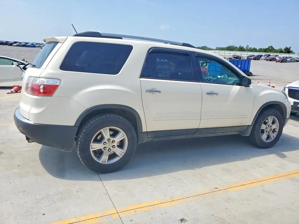 2011 GMC ACADIA SLE  