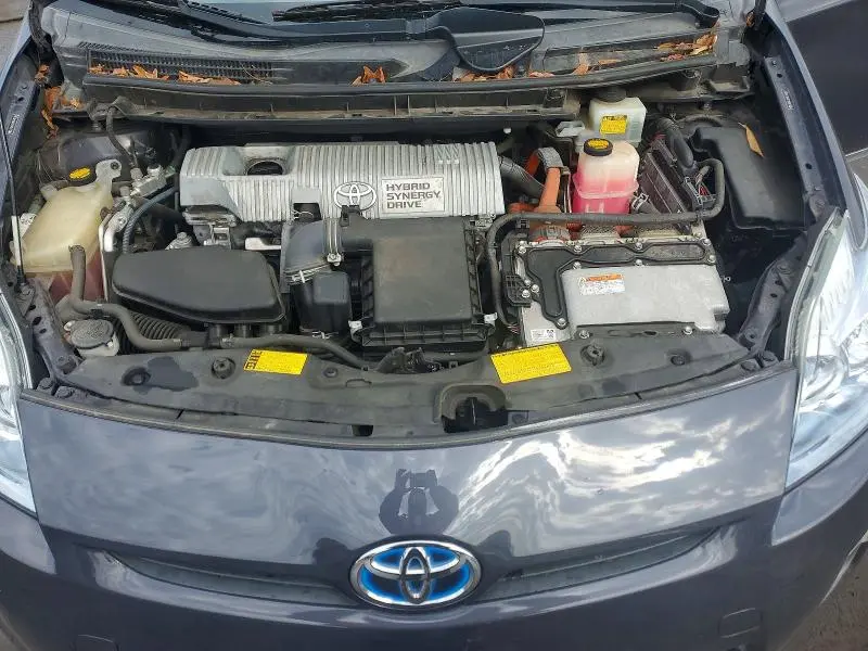 2011 TOYOTA PRIUS FIVE  