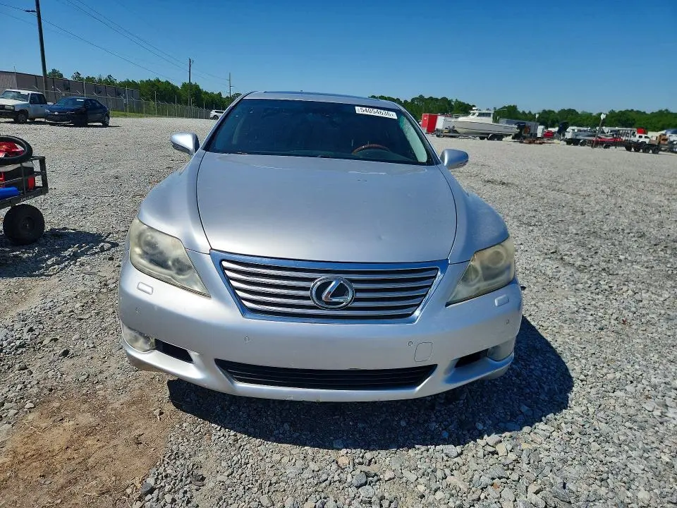 2011 LEXUS LS 460  