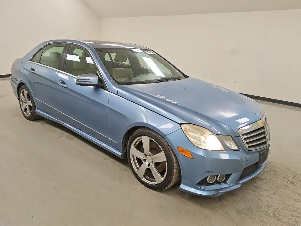 2010 MERCEDES-BENZ E 350  