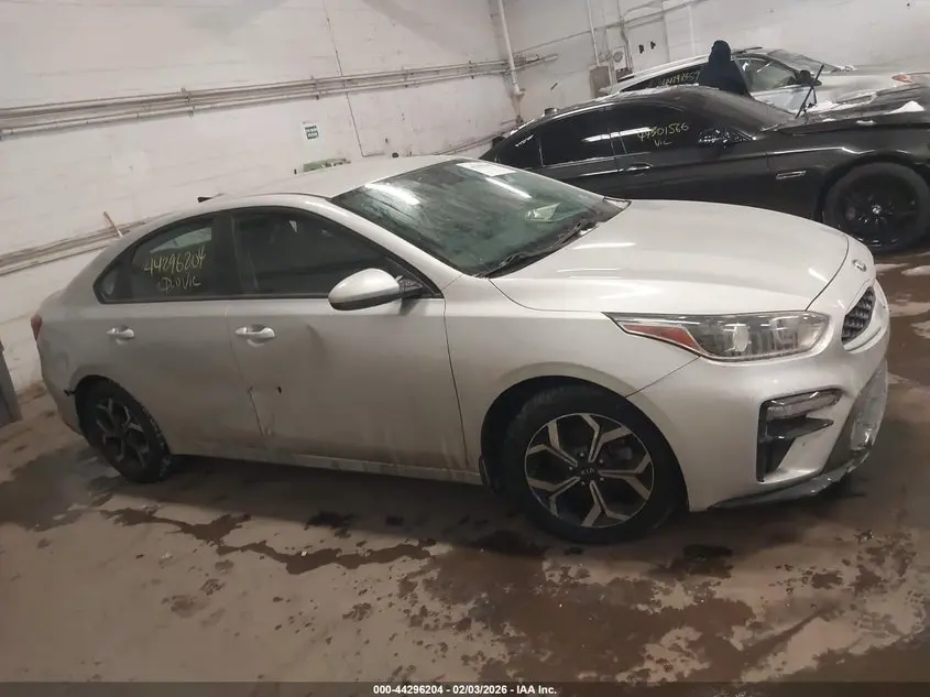 2019 KIA FORTE LXS