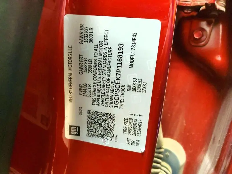 2023 CHEVROLET COLORADO LT  