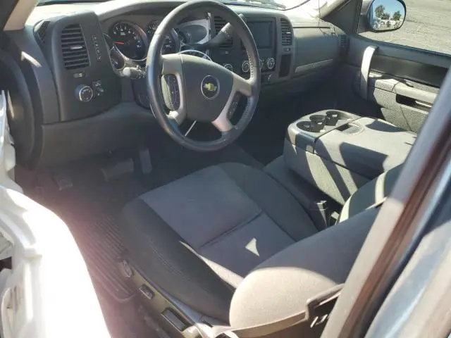 2011 CHEVROLET SILVERADO K1500 LT  