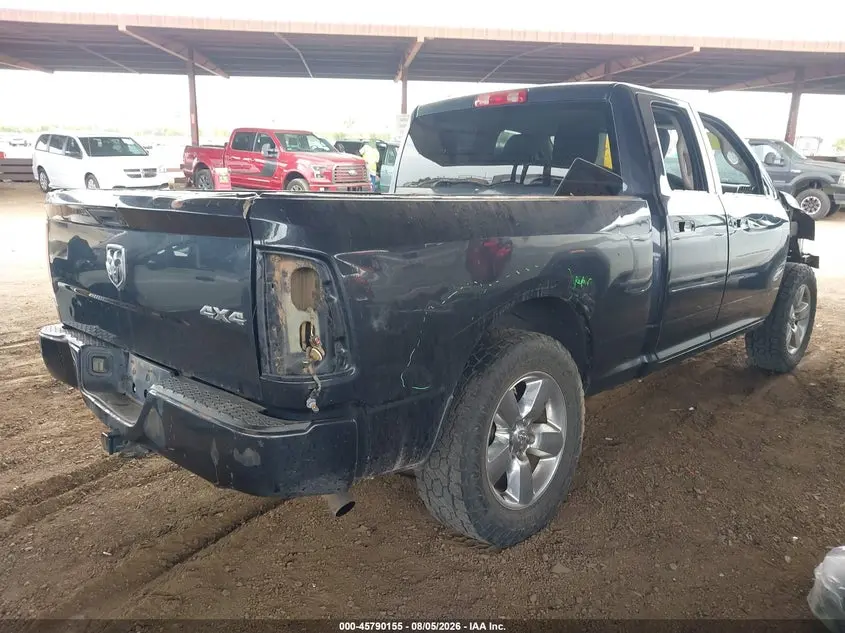 2018 RAM 1500 EXPRESS  4X4 6'4 BOX